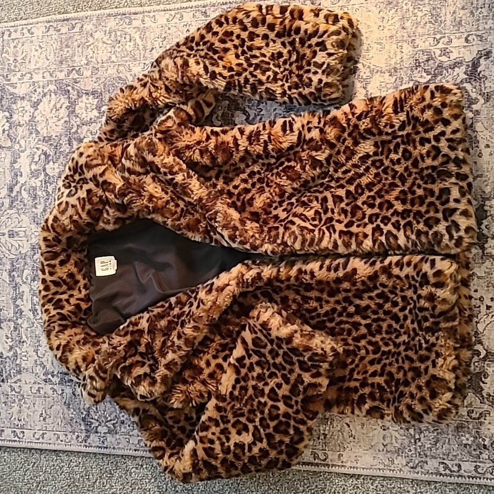GAP kids faux fur coat, size large